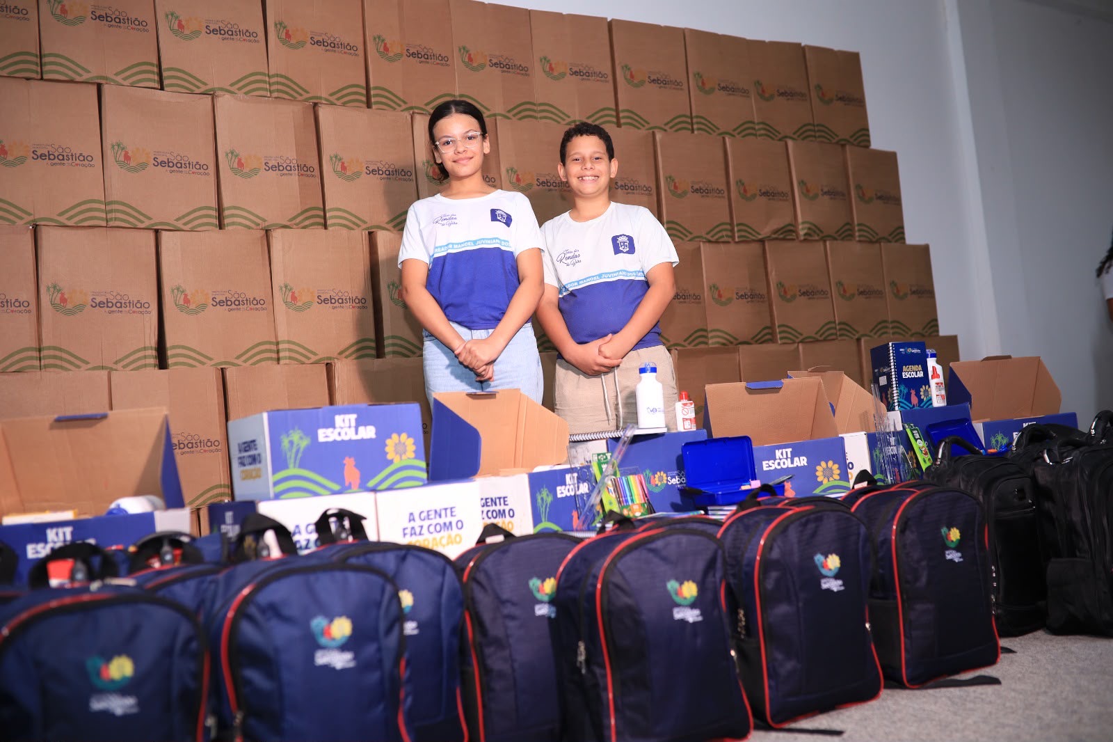 Mais de 6 mil kits didáticos serão entregues aos alunos da rede municipal de São Sebastião