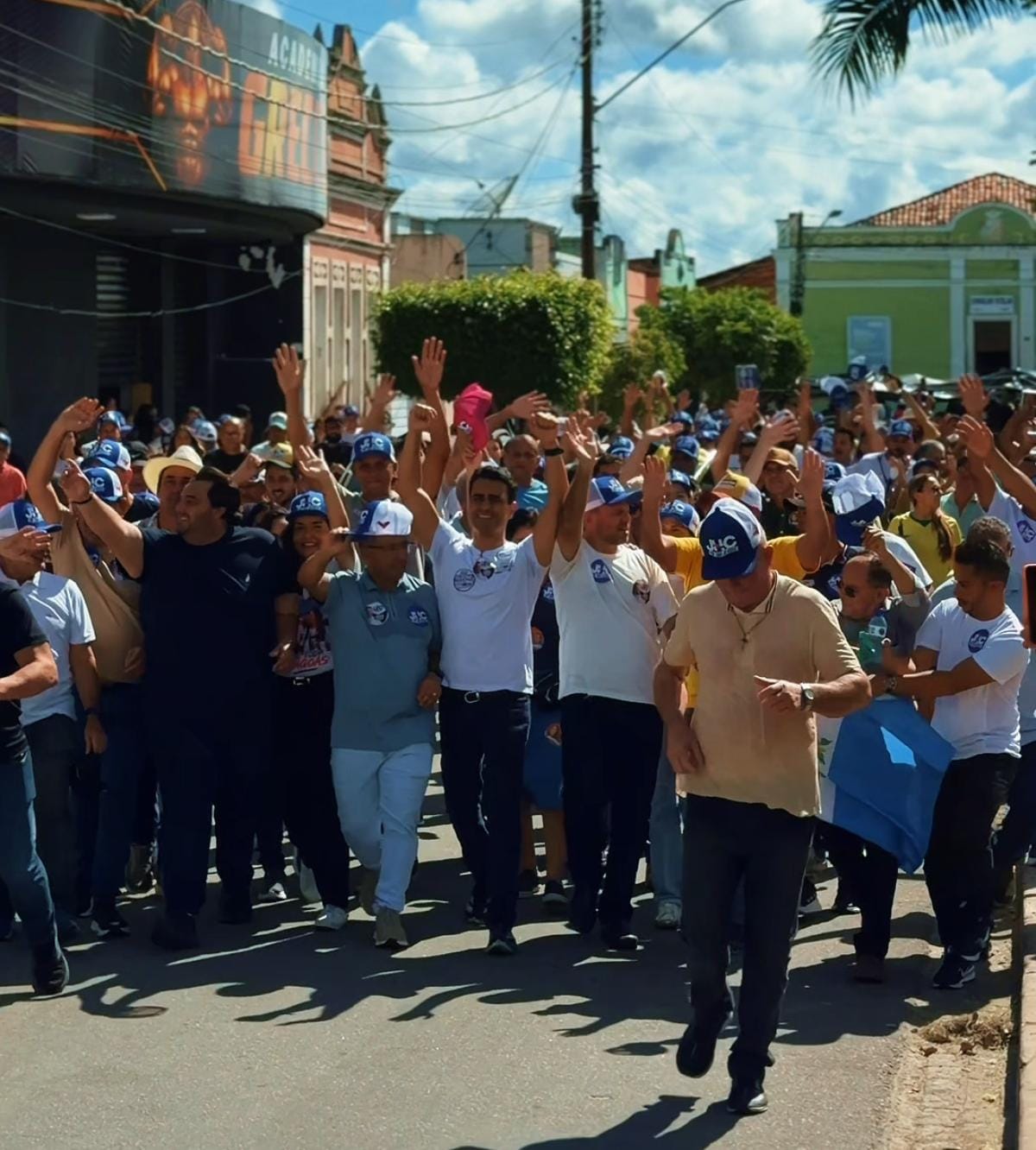 JHC reúne apoiadores e lideranças políticas durante visita a Porto Real do Colégio