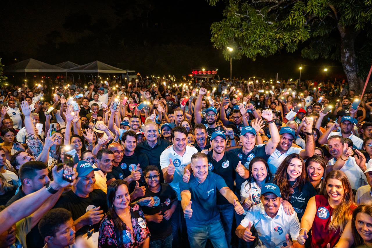 Renan Filho anuncia centro de hemodiálise durante Caravana em Santana do Mundaú