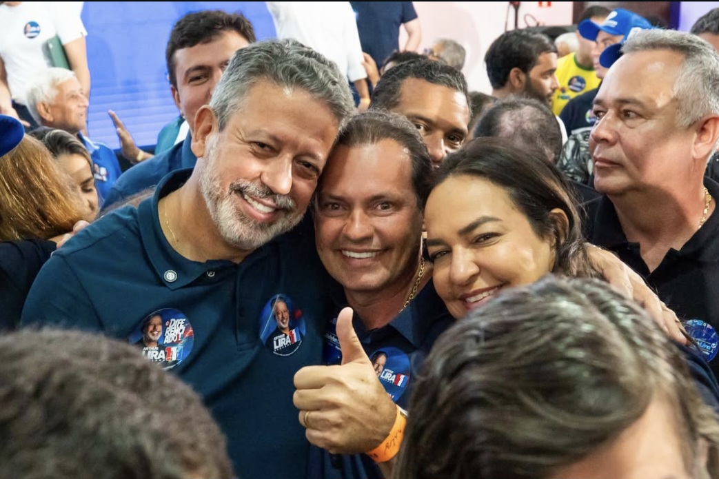 Prefeito de Capela participa de convenção partidária em Alagoas