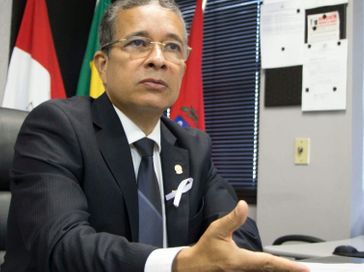 Estudantes denunciam ao MP supostas irregularidades em curso de Direito, em Maceió